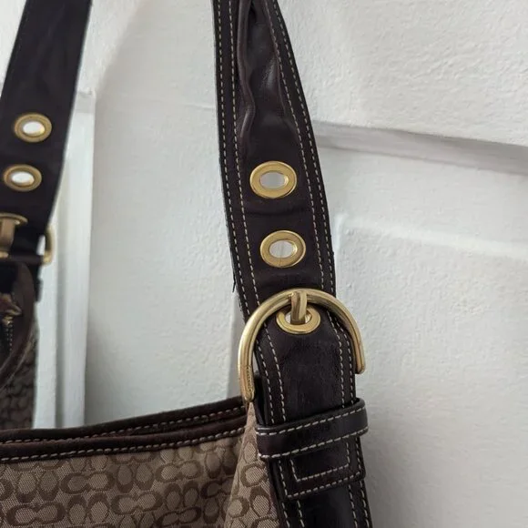 Coach Vintage Soho Signature Hobo Bag - Picture 6 of 13